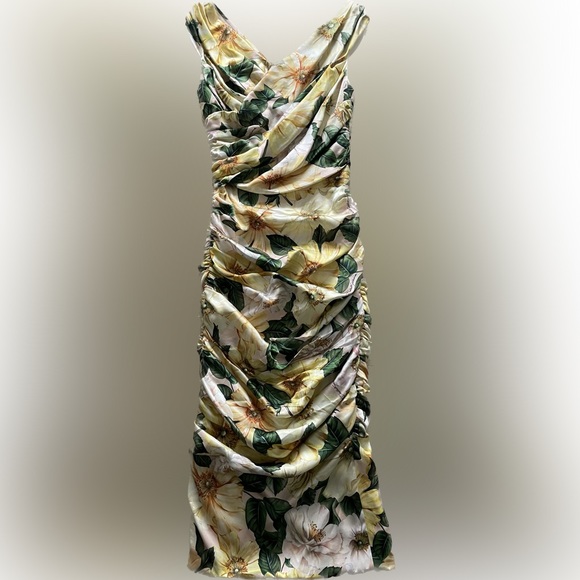 Dolce Gabbana Silk Camilla Draped Satin Dress. Like New Condition - Picture 2 of 8